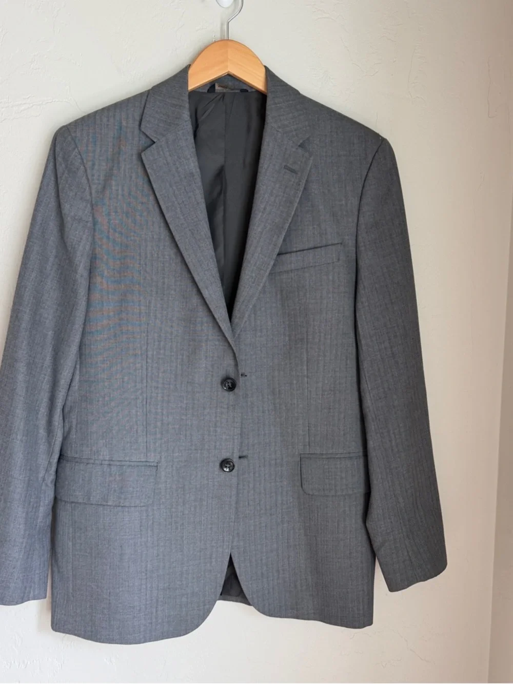 Banana Republic Men's Gray Herringbone Two Button‎ Classic Blazer Jacket Sz. 40R
